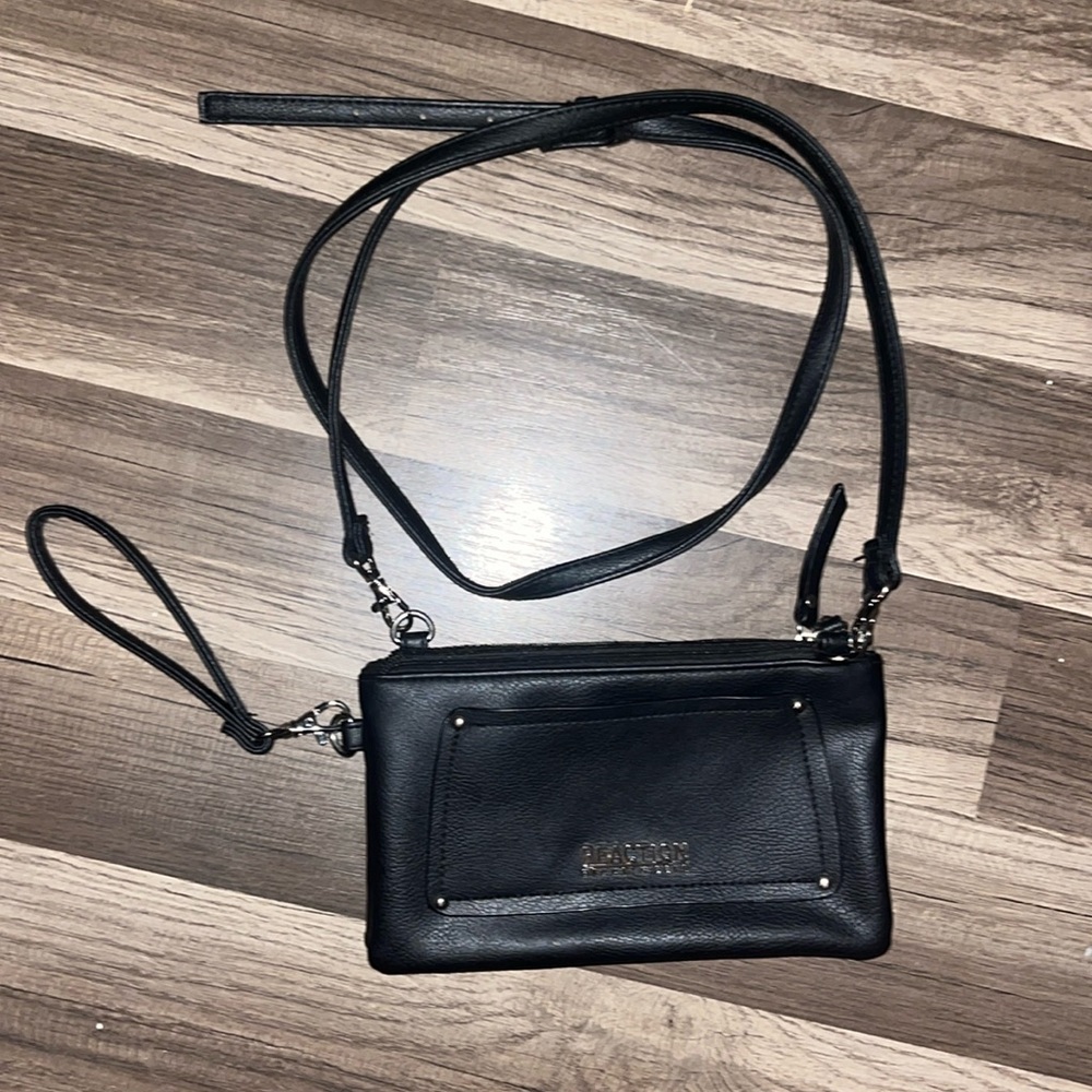 Reaction Kenneth Cole bag